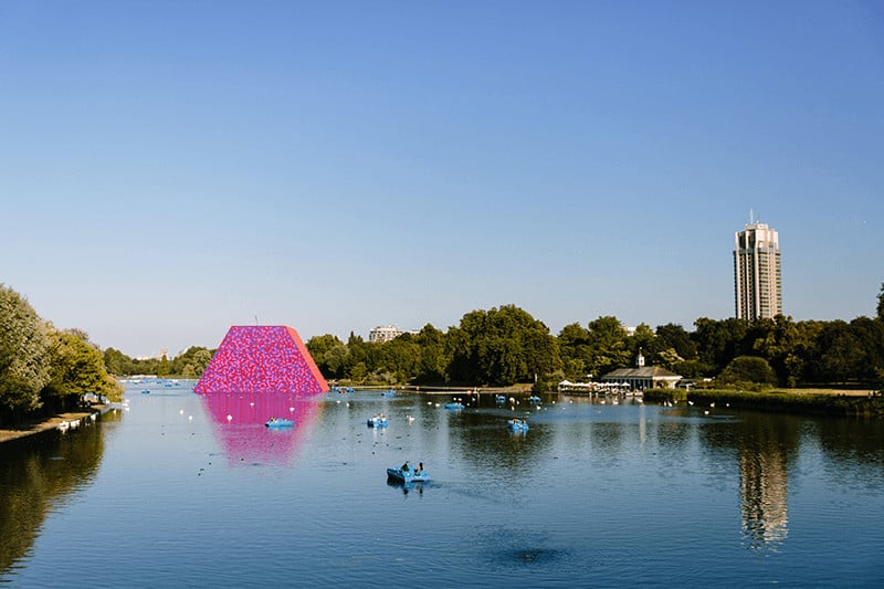 The Serpentine body of water between Hyde Park and Kensington Gardens, London