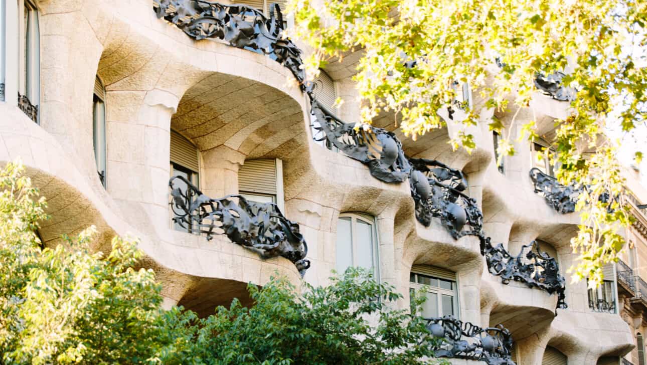 Barcelona, Attractions, Casa Mila, Barcelona-Casa-Mila-Slider3.