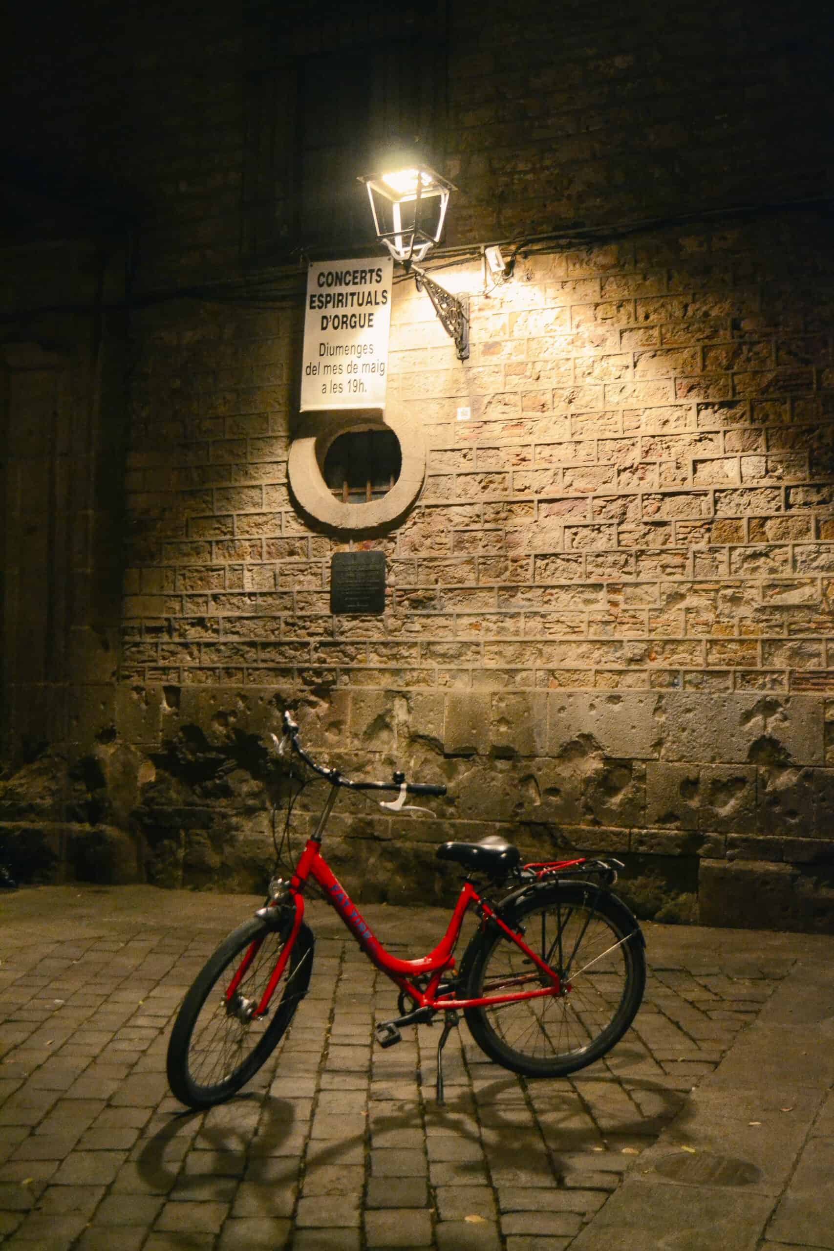 Barcelona, Night Bike Tour, Hero Sliders, Barcelona-Night-Bike-Tour-Hero-Slider-4-Small.