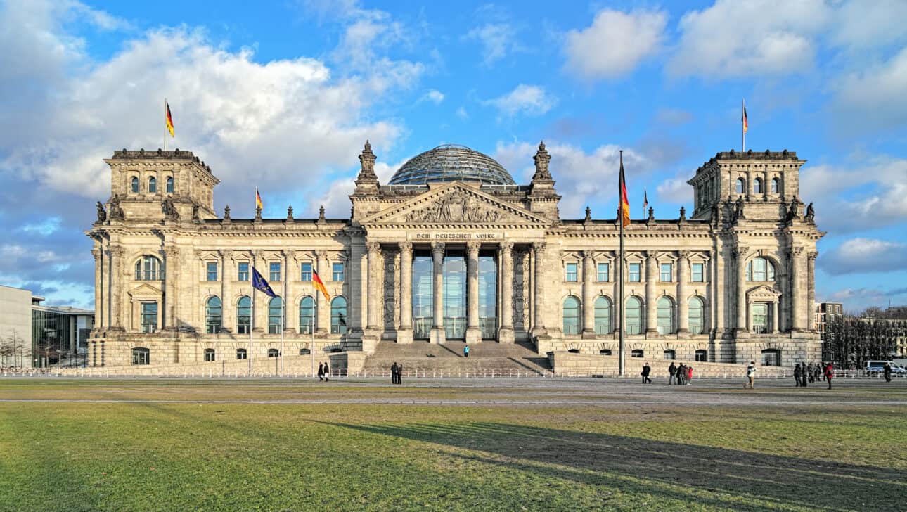 Berlin, City Segway Tour, Highlights, Berlin-City-Segway-Tour-City-Segway-Reichstag.