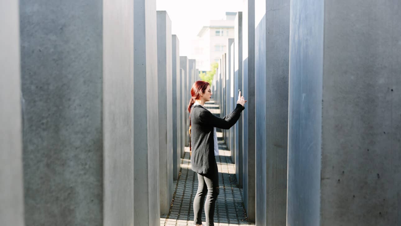 Berlin, Attractions, Memorial To The Murdered Jews Of Europe, Berlin-Memorial-To-The-Murdered-Jews-Of-Europe-Slider2.