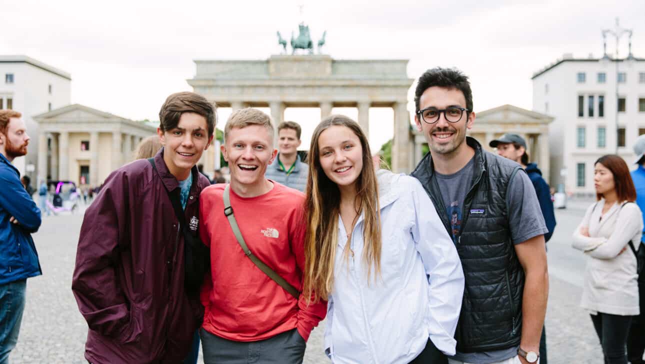 Berlin, Private City Tour, Highlights, Berlin-Private-City-Tour-Pcity-Tour-Brandenburg-Gate.