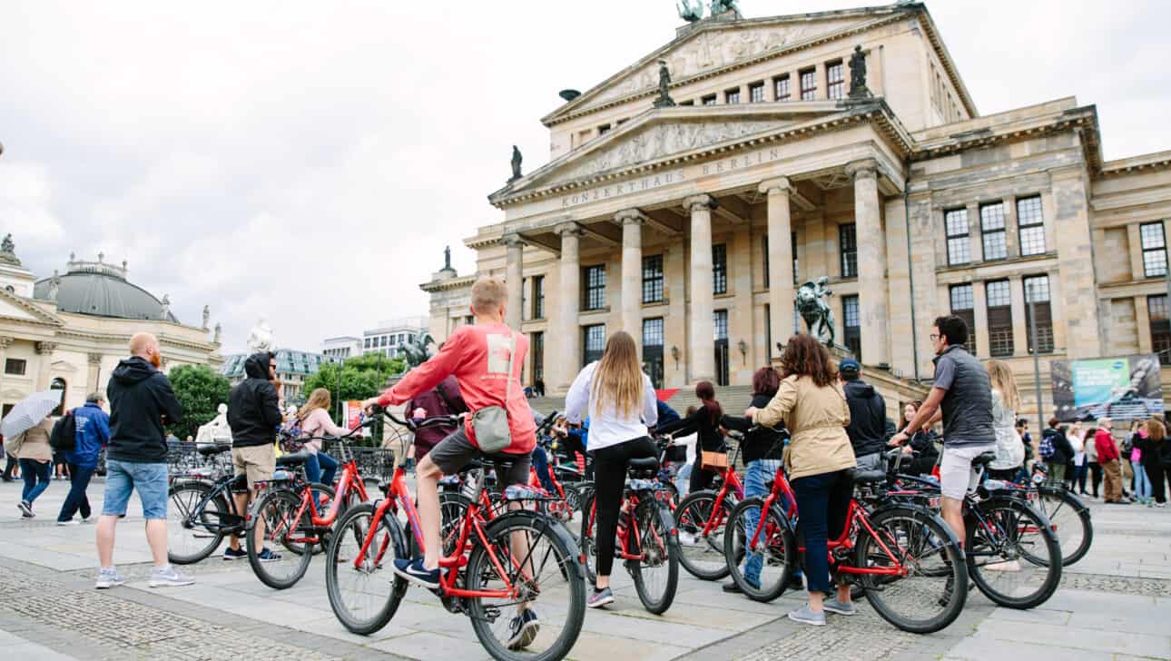 Berlin, Private Highlights Tour, Highlights, Berlin-Private-Highlights-Tour-Phighlights-Tour-Gendarmenmarkt3.