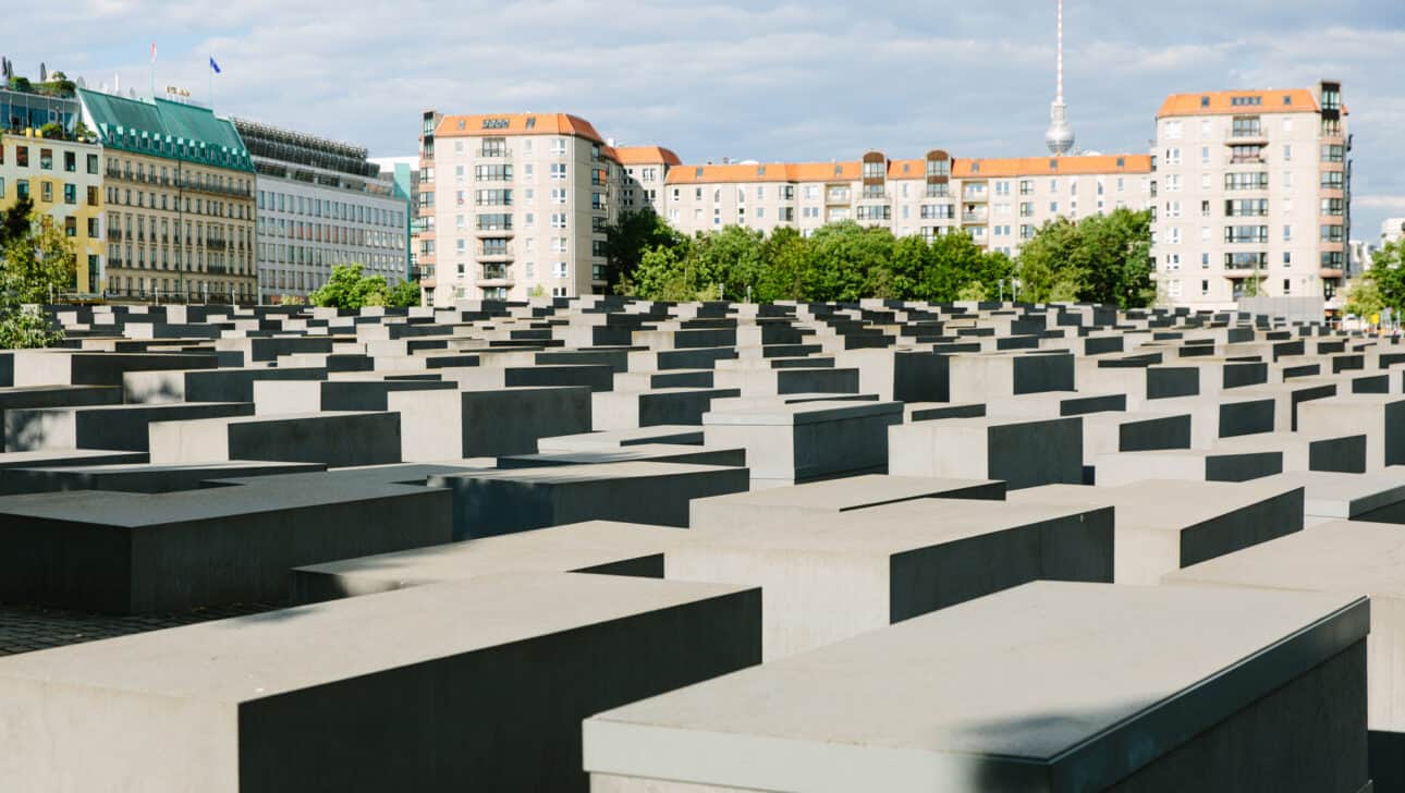 Berlin, Private Highlights Tour, Highlights, Berlin-Private-Highlights-Tour-Phighlights-Tour-Memorial-To-The-Murdered-Jews-Of-Europe5.