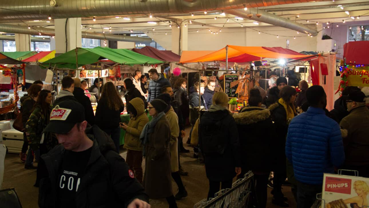 London, East End Market And Pub Tour, Highlights, London-East-End-Market-And-Pub-Tour-Brick-Lane-Market-1.