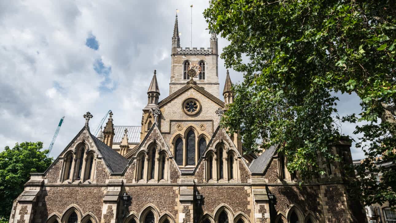 London, River Thames Bike Tour, Highlights, London-River-Thames-Bike-Tour-Southwark-Cathedral.