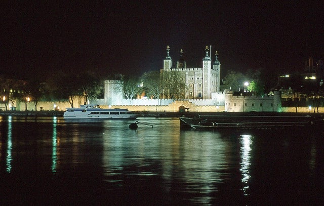 London, River Thames Evening Tour, Hero Sliders, London-River-Thames-Evening-Tour-Hero-Slider-Medium.Png.