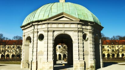 Munich, Attractions Archive, Munich-Attractions-Hofgarten.