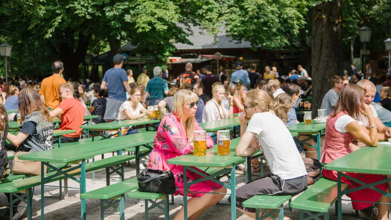 Munich, Attractions, Biergarten, Munich-Biergarten-Slider2.