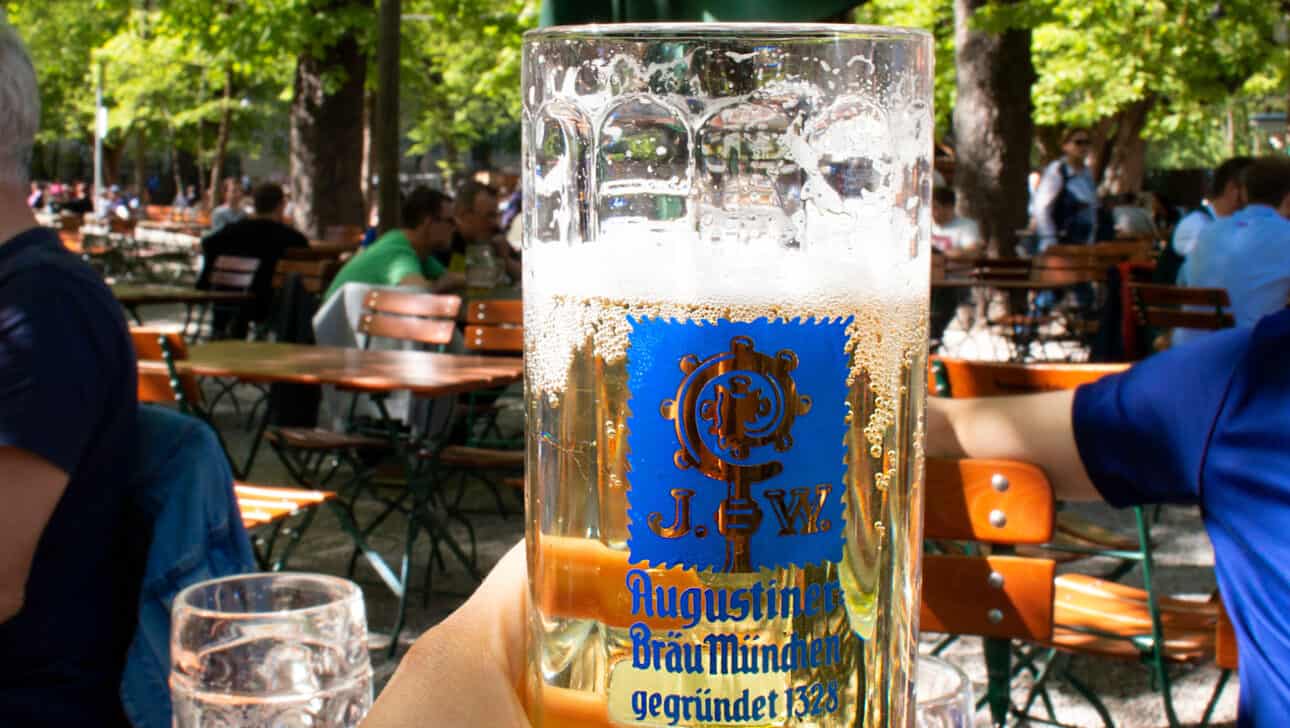 Munich, Attractions, Biergarten, Munich-Biergarten-Slider7.