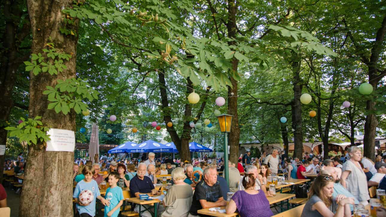 Munich, English Bike, Highlights, Munich-English-Bike-Biergarten.