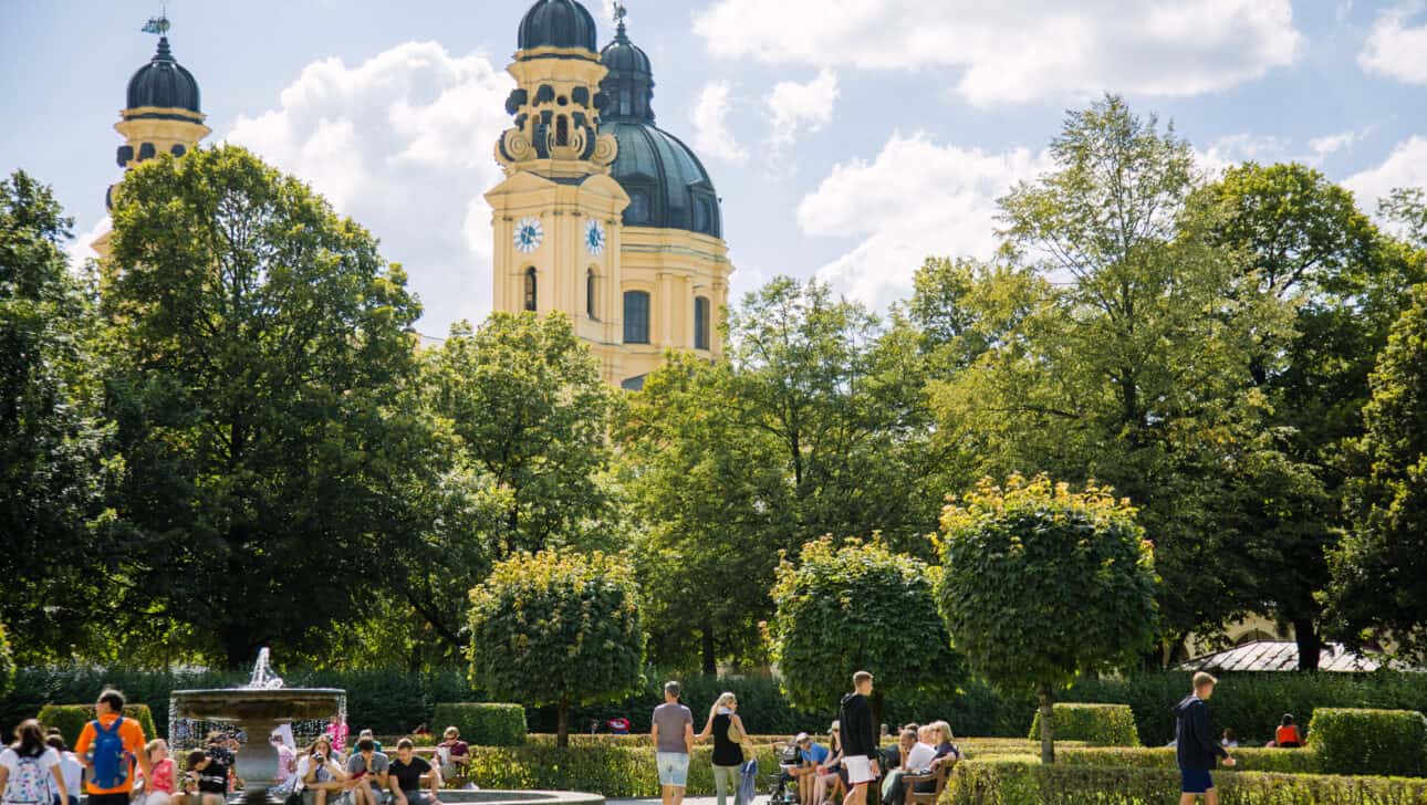 Munich, English Bike, Highlights, Munich-English-Bike-Hofgarten.