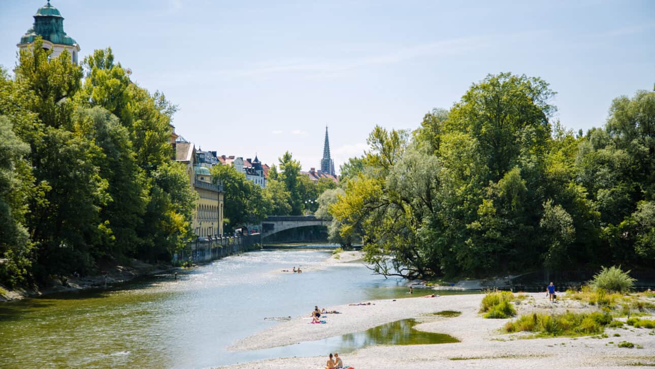 Munich, English Bike, Highlights, Munich-English-Bike-Isar-River-Beaches.