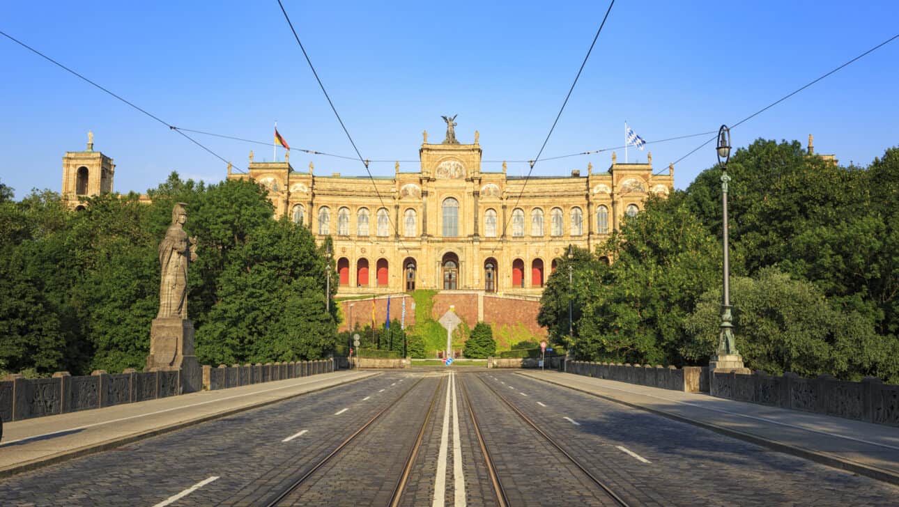 Munich, Attractions, Maximilianeum, Munich-Maximilianeum-Slider2.