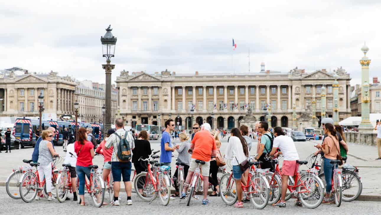 Paris, Paris Bike Tours, Paris Day Bike Tour, Highlights, Paris-Bike-Tours-Paris-Day-Bike-Tour-Paris-Daybike-Placedelaconcorde.