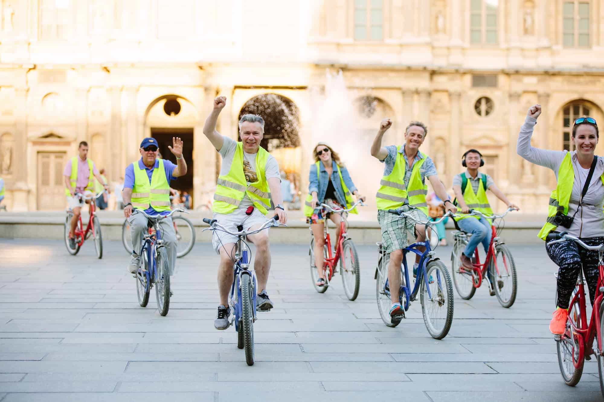 Paris, Paris Bike Tours, Paris Night Bike, Hero Slider, Paris-Bike-Tours-Paris-Night-Bike-Hero-Slider-8-Small.