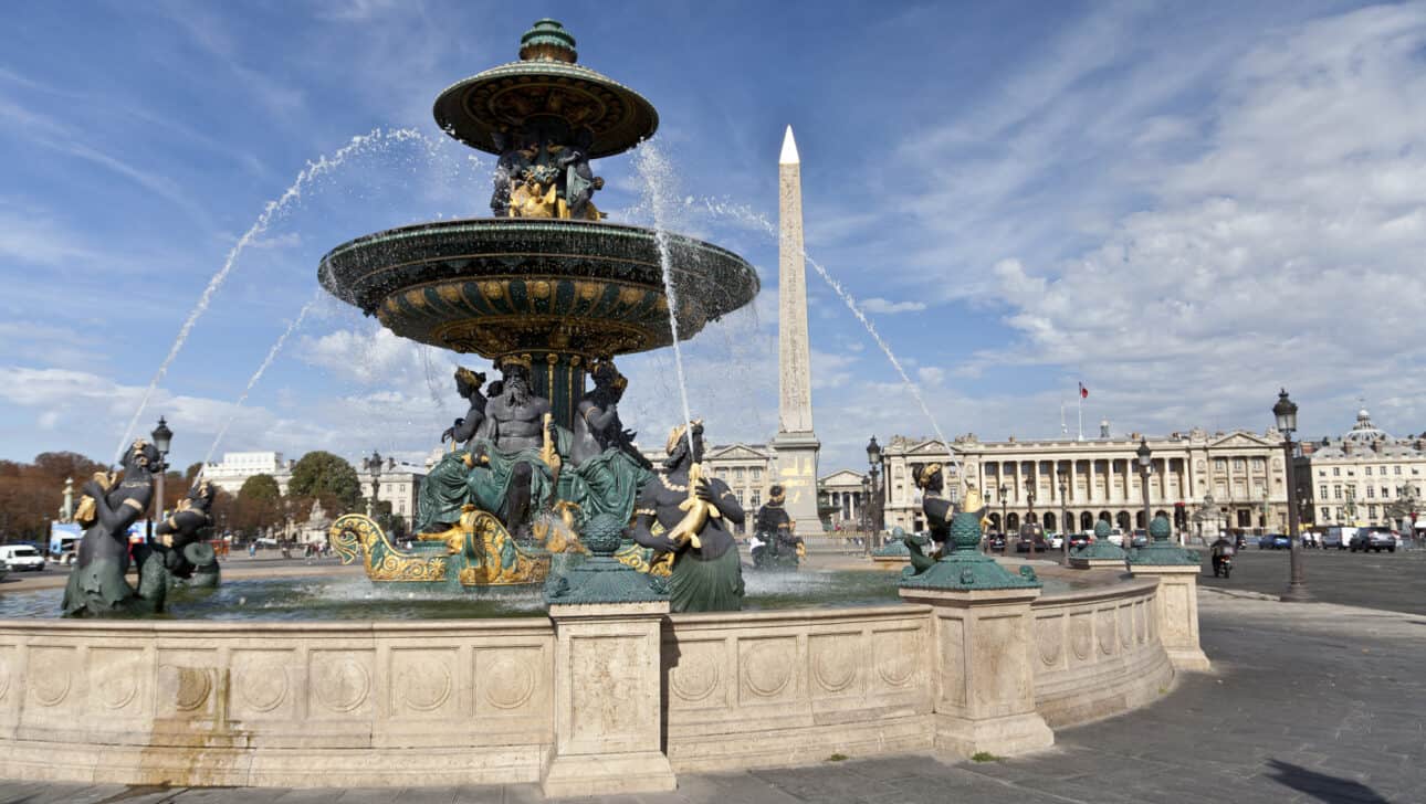 Paris, Paris Bike Tours, Paris Night Bike, Highlights, Paris-Bike-Tours-Paris-Night-Bike-Place-De-La-Concorde.