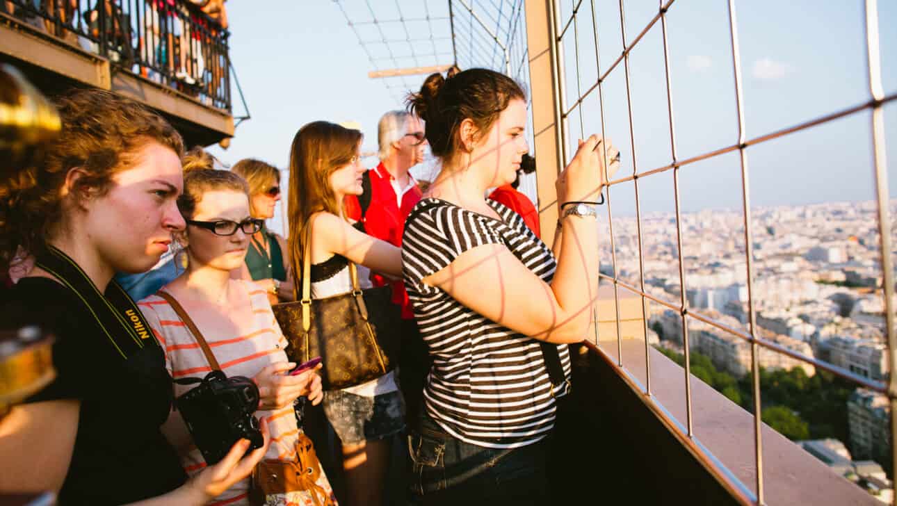 Paris, Eiffel Tower Tours, Sunset Eiffel Tower, Highlight_Sunset Et, Paris-Eiffel-Tower-Tours-Sunset-Eiffel-Tower-Photo-Ops.
