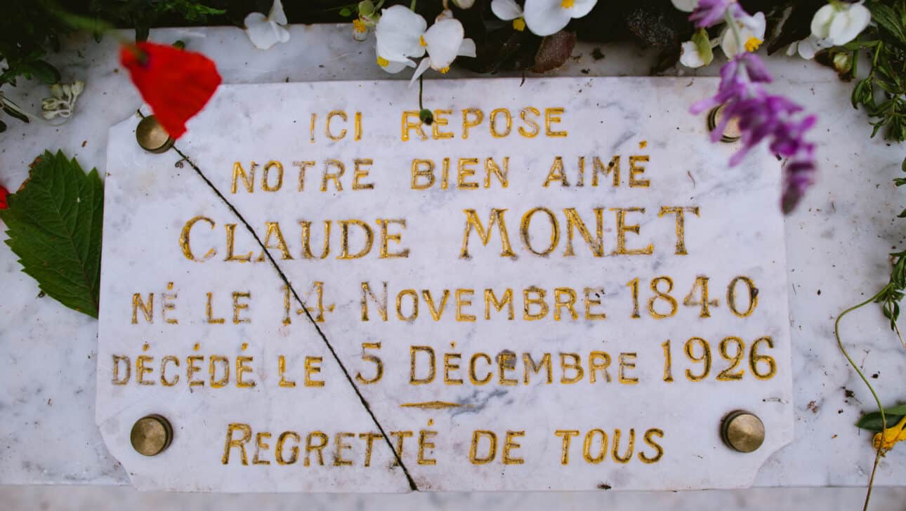 Paris, Monet_S Gardens Bike Tour, Highlights, Paris-Monet-S-Gardens-Bike-Tour-Gravesite-Monet-Hightlight.