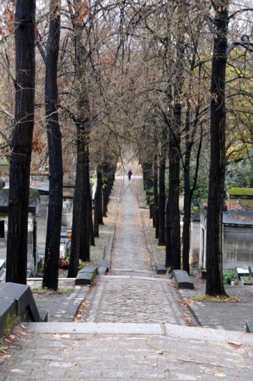 Paris, Walking Tours, Pere Lachaise Walking Tour, Hero Slider, Paris-Walking-Tours-Pere-Lachaise-Walking-Tour-Hero-Slider-4-Medium.