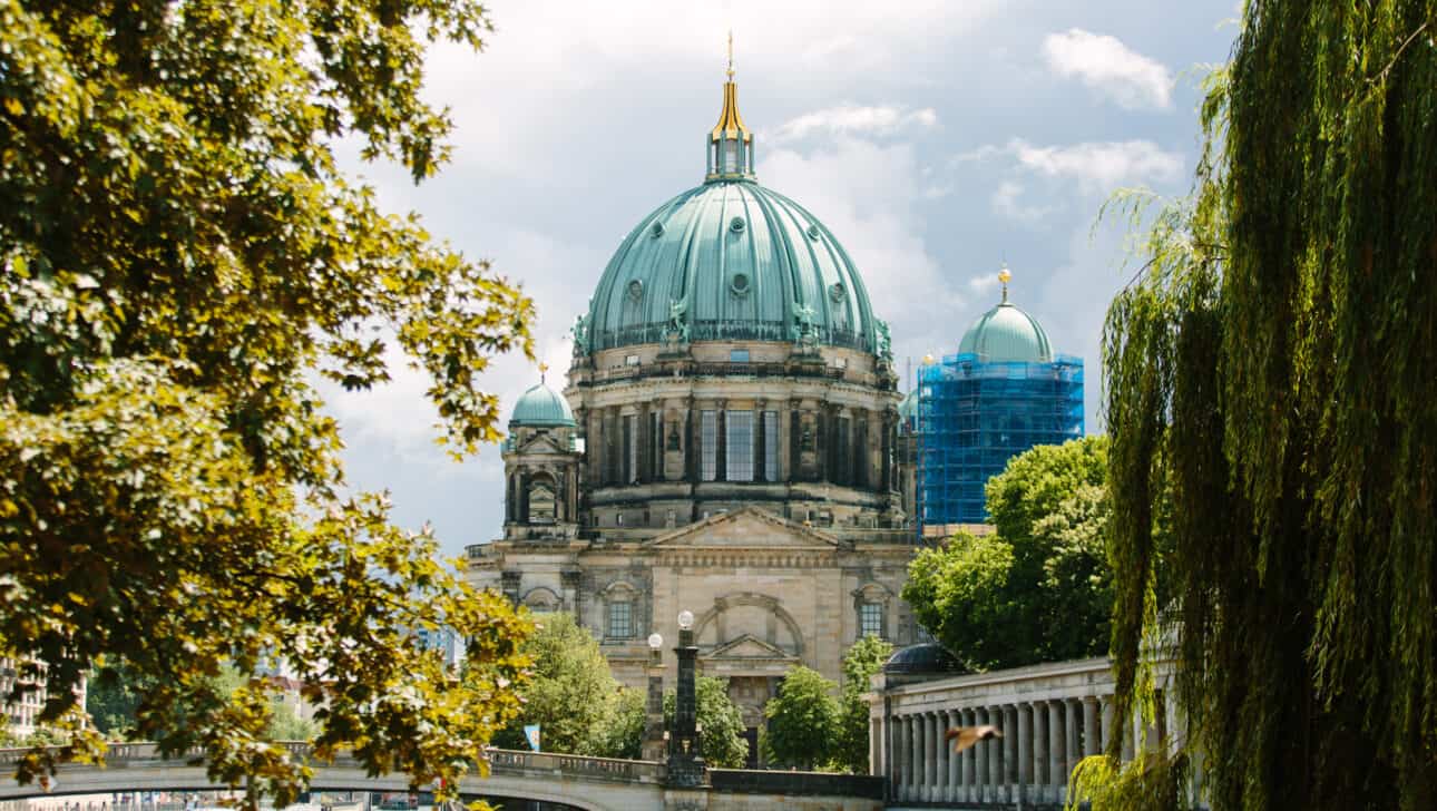 Berlin, Private Berlin Segway Tour, Highlights, Private-Berlin-Segway-Tour-Psegway-Museum-Island.