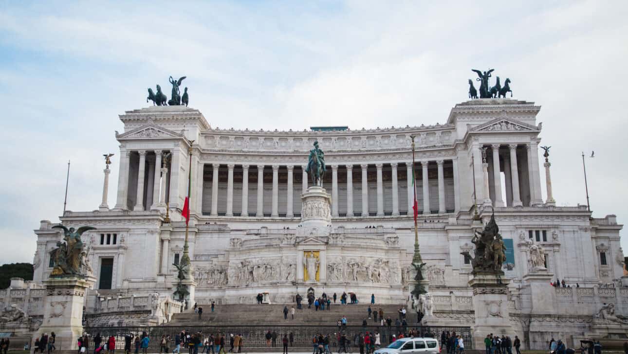 Rome, Attractions Archive, Rome-Attractions-Altar-Of-The-Fatherland.