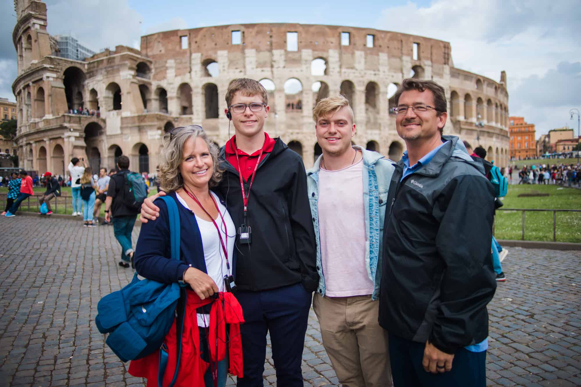 Rome, Attractions Archive, Rome-Attractions-Colosseum.