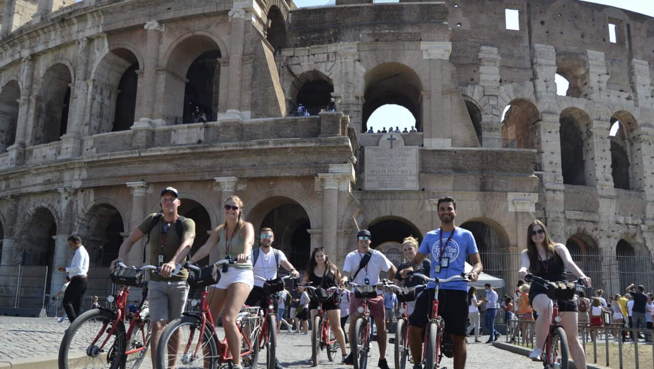 Rome, Private Bike, Highlights, Rome-Private-Bike-Colosseum.