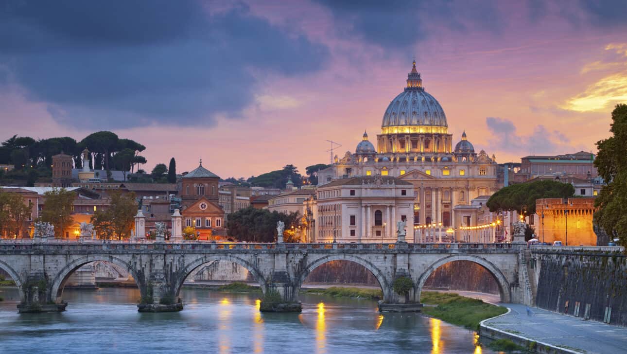 Rome, Attractions, St. Peter_S Basilica, Rome-St-Peter-S-Basilica-Slider3.