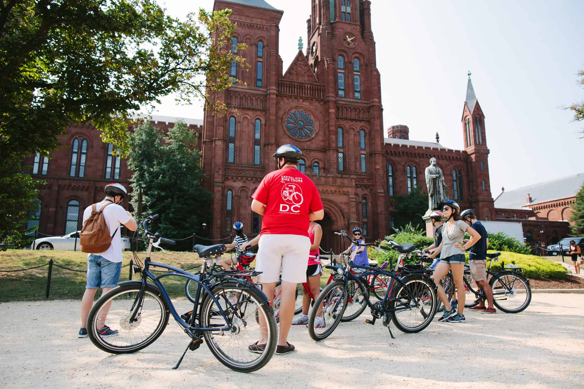 Washington Dc, Attractions, Smithsonian Castle, Washington-Dc-Smithsonian-Castle-Slider1.