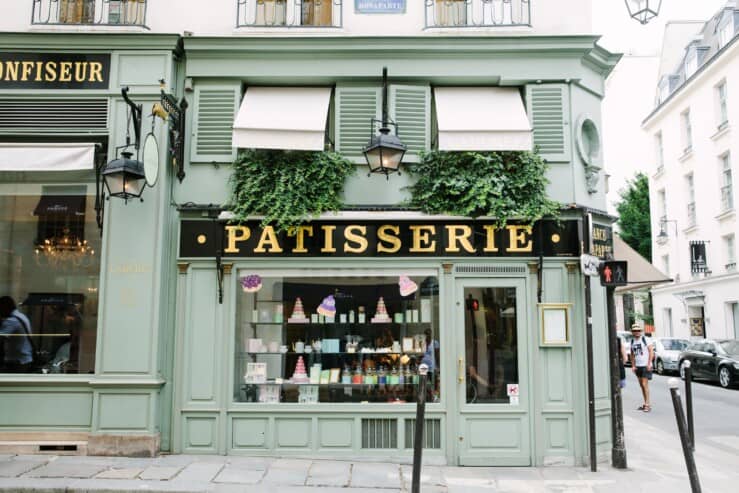 A typical Parisian patisserie