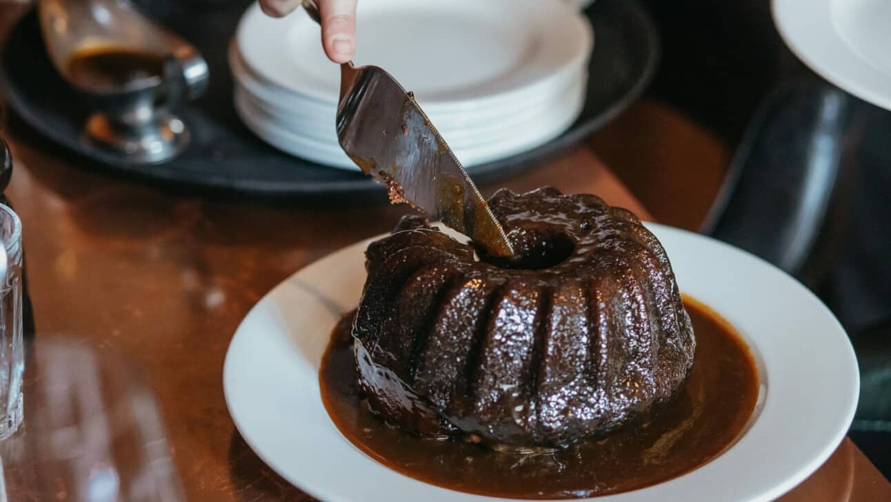 Sticky toffee pudding in London