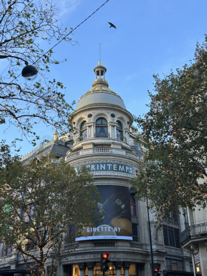 Printemps during golden hour in Paris