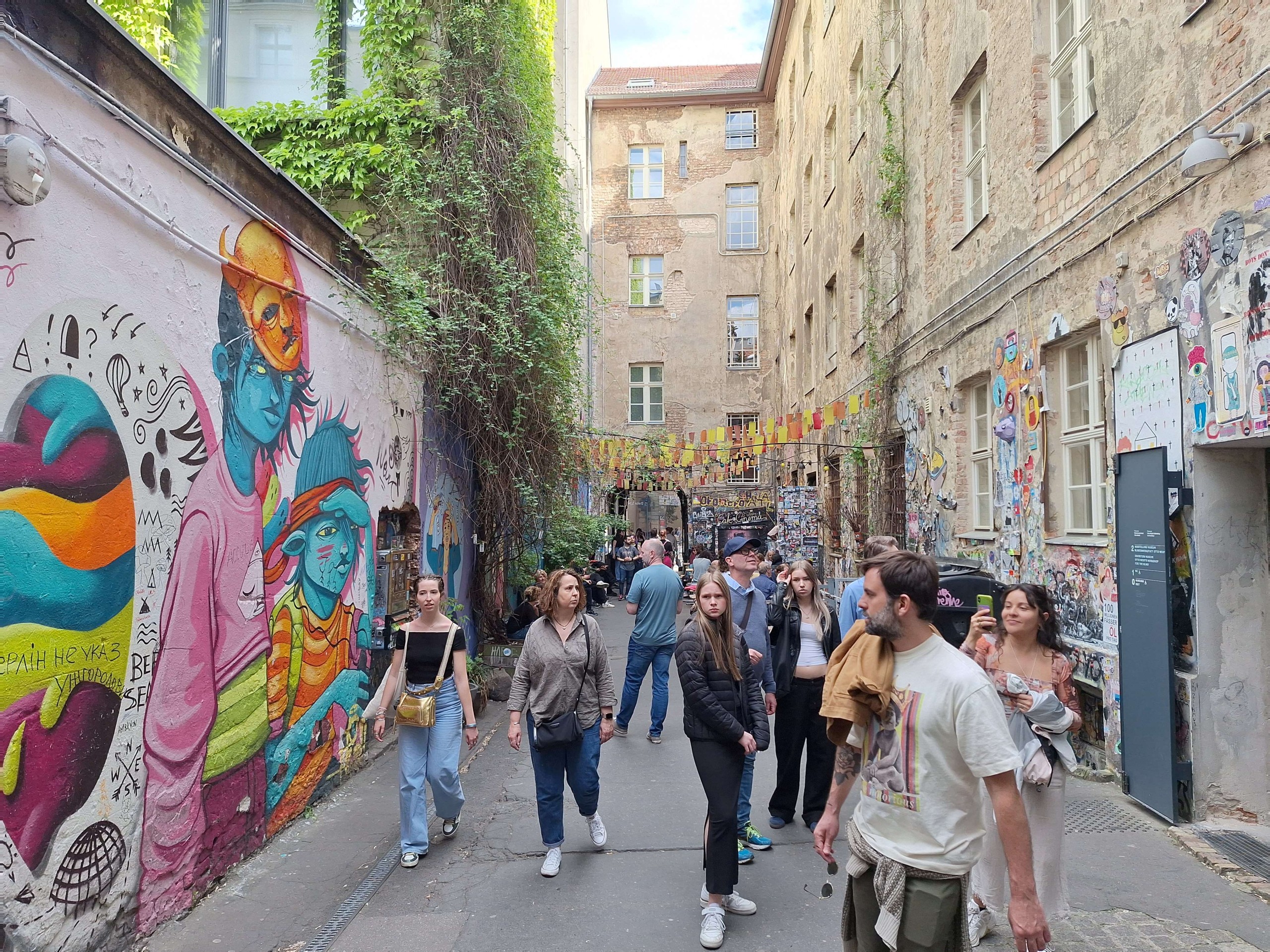Private Secrets of Berlin Tour: Street Art & Hidden Spots